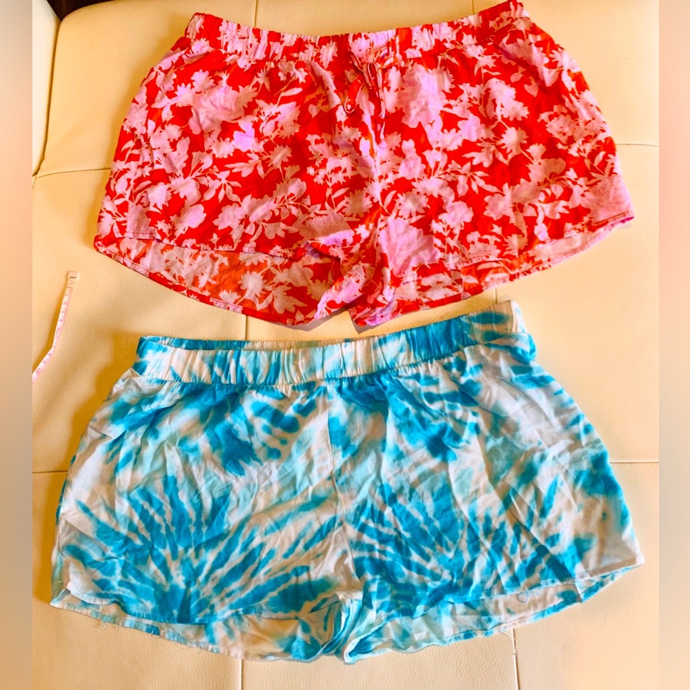 2 pairs forever 21- XL
